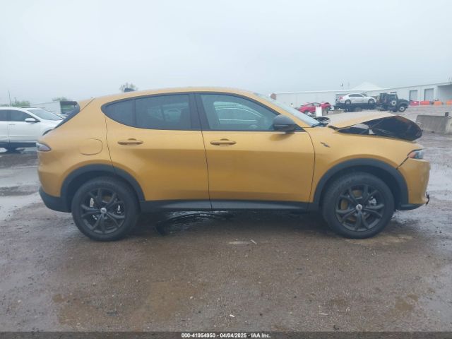 ZACNDFANXR3A37143 Dodge Hornet Gt Awd
