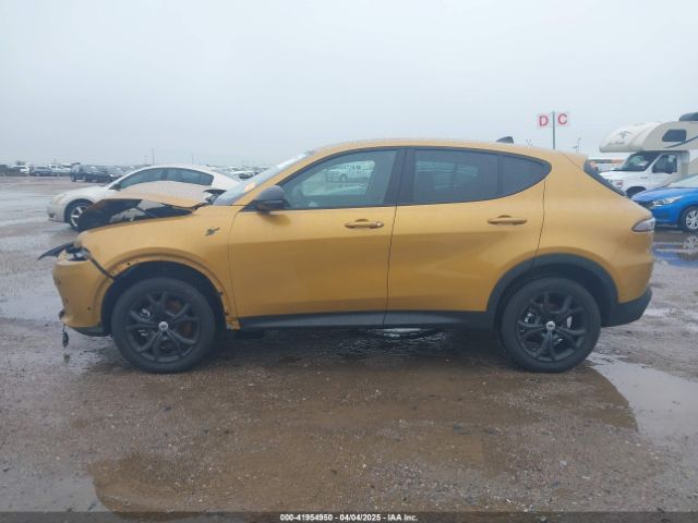 ZACNDFANXR3A37143 Dodge Hornet Gt Awd