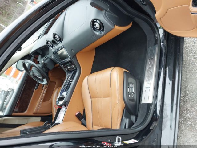 2012 JAGUAR XJ SAJWA2GBXCLV32998 Photo 4