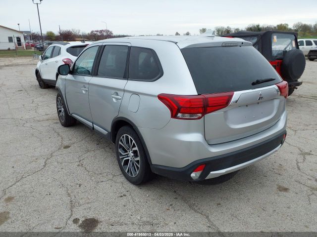 2018 MITSUBISHI OUTLANDER JA4AD3A35JZ055117 Photo 2