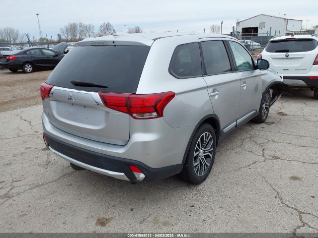 2018 MITSUBISHI OUTLANDER JA4AD3A35JZ055117 Photo 3