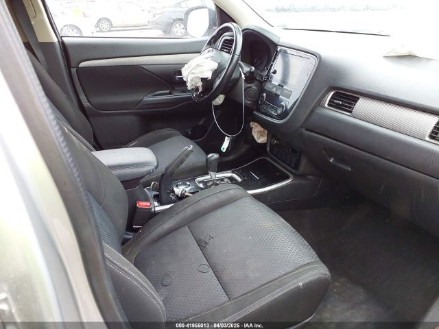 2018 MITSUBISHI OUTLANDER JA4AD3A35JZ055117 Photo 4