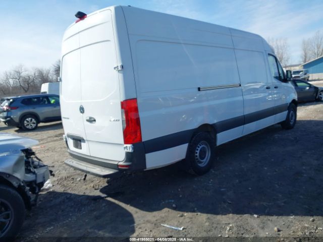 W1Y4NCHY0PT152394 Mercedes-Benz om654