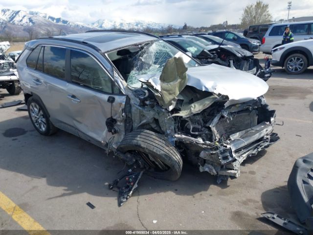 2T3A1RFV2MC155712 auction archive image
