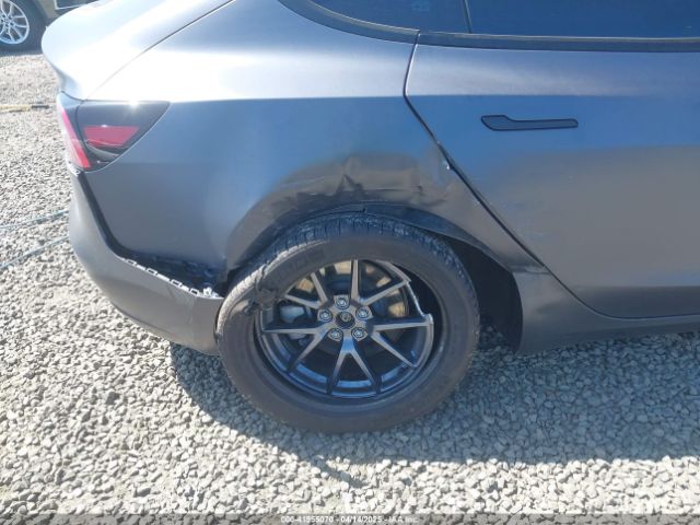 5YJ3E1EA3PF705831 Tesla Model 3 Rear-wheel Drive