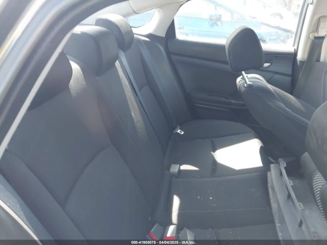 2HGFC2F53JH607153 Honda Civic Lx
