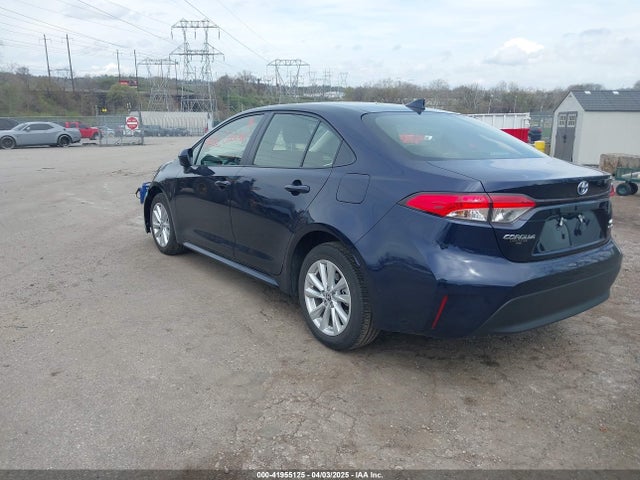 Toyota Corolla Hybrid Le 2025 JTDBCMFE6S3073658 Image 3