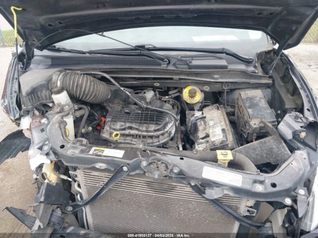 2C4RDGBG5KR521500 Dodge Grand Caravan Se
