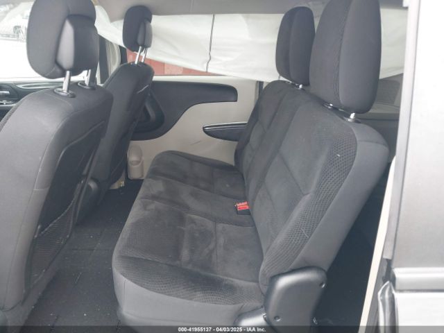 2C4RDGBG5KR521500 Dodge Grand Caravan Se