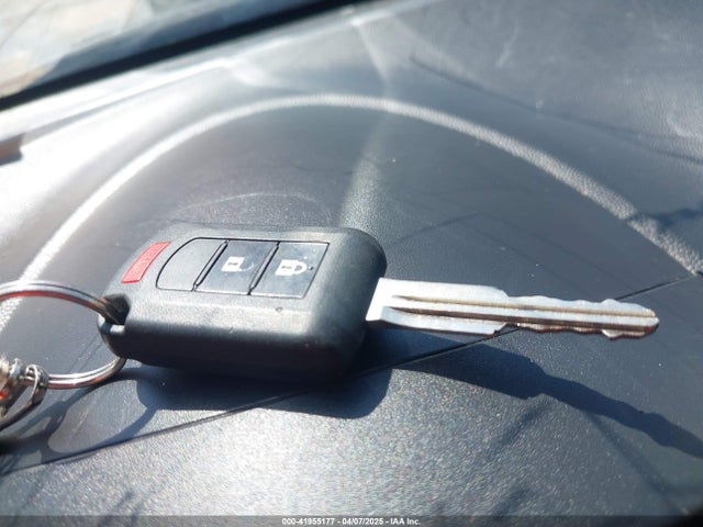 ML32A3HJ7KH001965 Mitsubishi MIRAGE ES