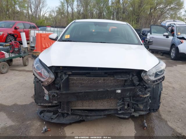 3KPF24AD8ME360661 KIA Forte Lxs