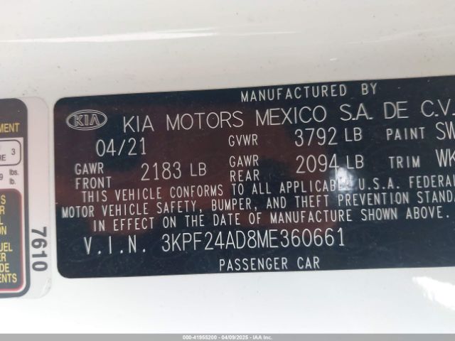 3KPF24AD8ME360661 KIA Forte Lxs