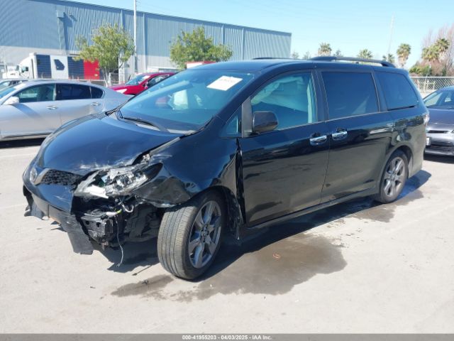 5TDXZ3DC9JS935123 Toyota Sienna Se 8 Passenger