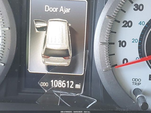 5TDXZ3DC9JS935123 Toyota Sienna Se 8 Passenger
