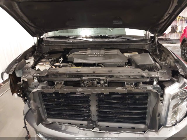 1N6AA1E56JN507966 Nissan Titan Sl