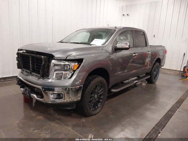 1N6AA1E56JN507966 Nissan Titan Sl