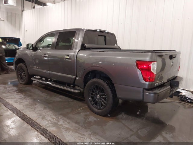 1N6AA1E56JN507966 Nissan Titan Sl
