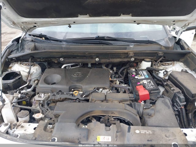 2T3P1RFV9MW185380 Toyota Rav4 Xle