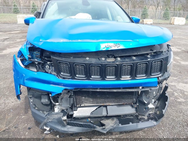 3C4NJDBBXJT453197 Jeep Compass Altitude 4x4