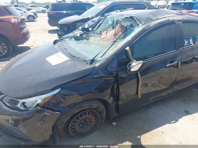 1G1BC5SM3J7242439 Chevrolet Cruze Ls Auto