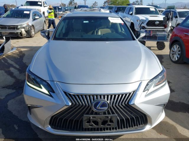 58AE21B12LU008808 Lexus Es 300h Luxury