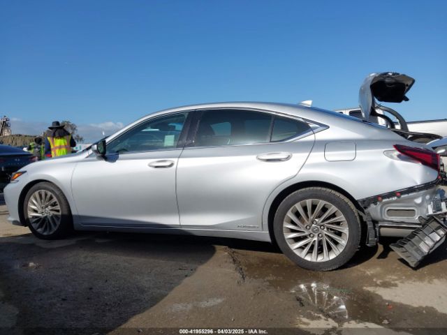 58AE21B12LU008808 Lexus Es 300h Luxury