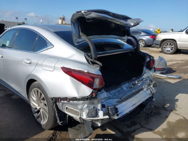 58AE21B12LU008808 Lexus Es 300h Luxury