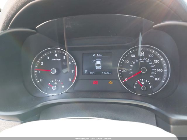 3KPF24AD9KE070247 KIA Forte Lxs