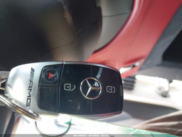 W1NYC7HJ3NX437109 Mercedes-Benz m176