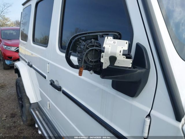 W1NYC7HJ3NX437109 Mercedes-Benz m176