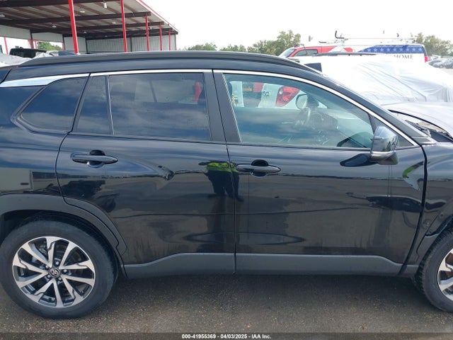7MUEAAAG9PV041258 Toyota Corolla Cross Xle