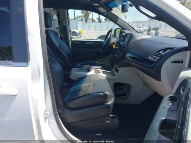 2C4RDGCG4HR666308 Dodge Grand Caravan Sxt
