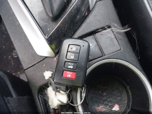 5YFBURHE5KP871504 Toyota Corolla Xle