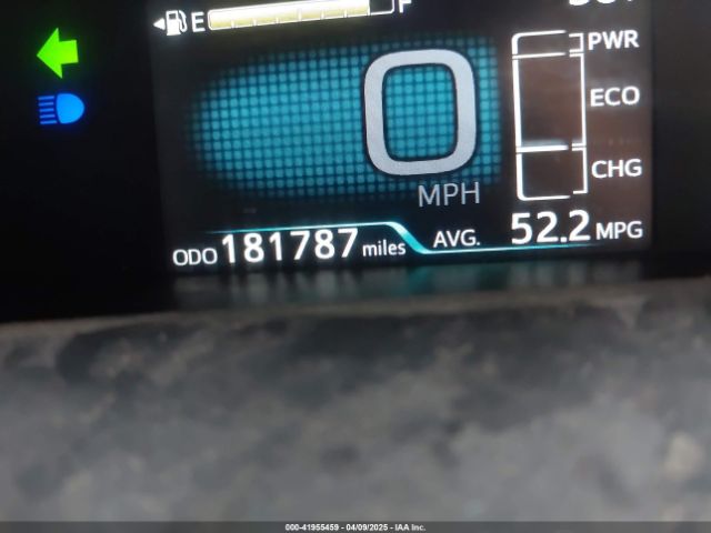 JTDKBRFU8J3059458 Toyota Prius Two