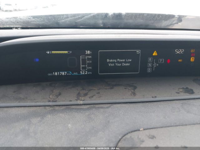 JTDKBRFU8J3059458 Toyota Prius Two