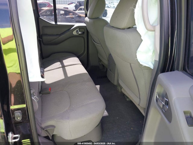 1N6AD0EV9KN701717 Nissan Frontier Sv