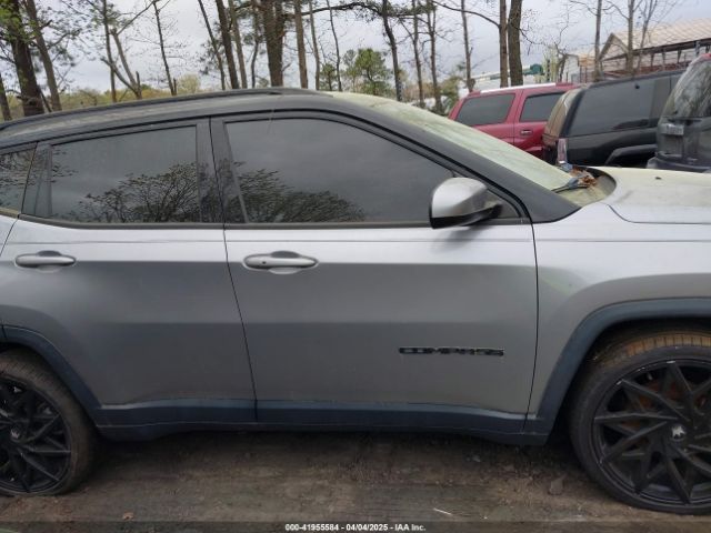 3C4NJCBB0JT487272 Jeep Compass Altitude Fwd