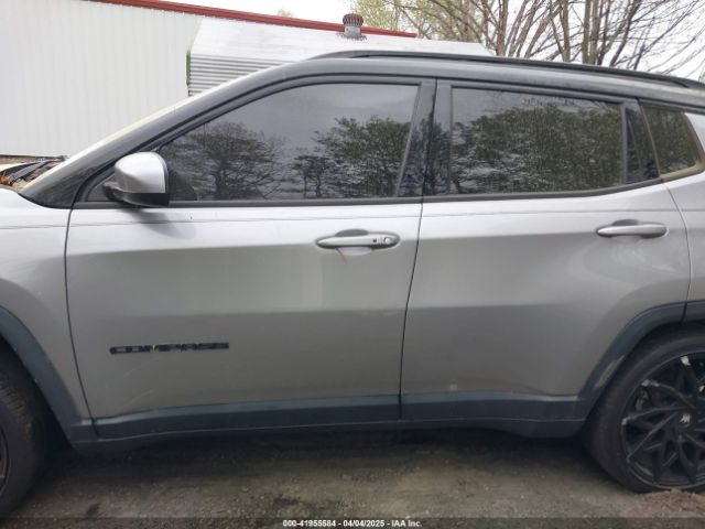 3C4NJCBB0JT487272 Jeep Compass Altitude Fwd
