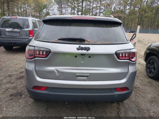 3C4NJCBB0JT487272 Jeep Compass Altitude Fwd