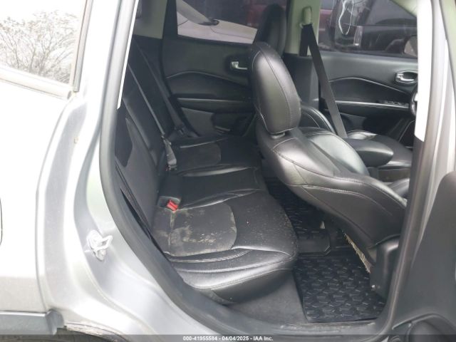 3C4NJCBB0JT487272 Jeep Compass Altitude Fwd