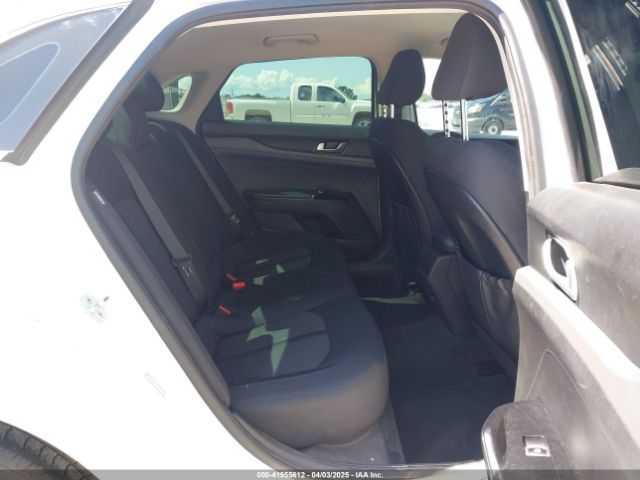 5XXG14J26NG094183 KIA K5 LXS