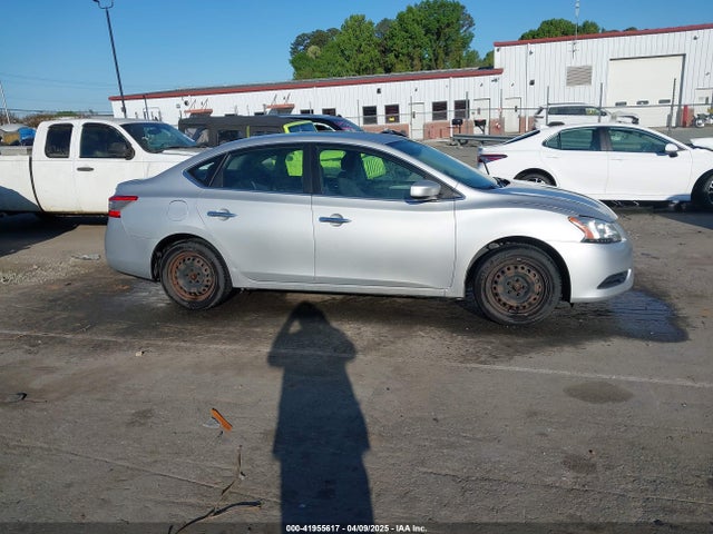 3N1AB7AP0EY227238 Nissan SENTRA SV