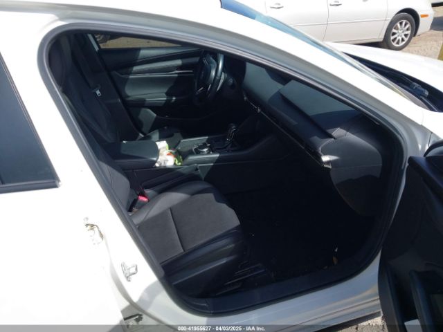 3MZBPAAL7KM106686 Mazda Mazda3 Select Package