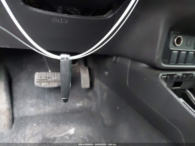JA4AD3A30HZ063149 Mitsubishi Outlander Se