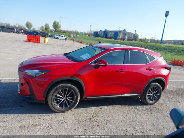 2T2GKCEZ1RC027918 Lexus Nx 350h Premium