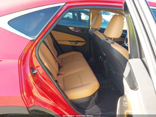 2T2GKCEZ1RC027918 Lexus Nx 350h Premium