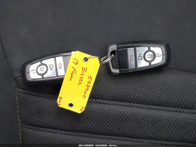 3FA6P0LU7KR131763 Ford Fusion Hybrid Se