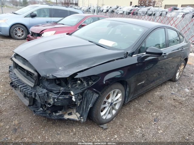 3FA6P0LU7KR131763 Ford Fusion Hybrid Se