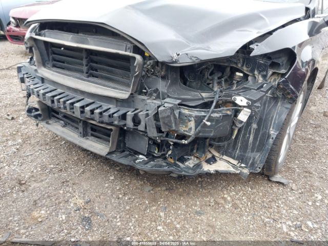3FA6P0LU7KR131763 Ford Fusion Hybrid Se