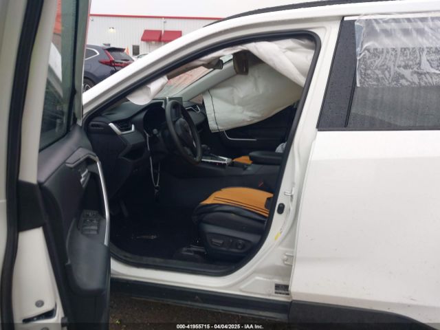2T3W1RFV9RC298637 Toyota Rav4 Xle